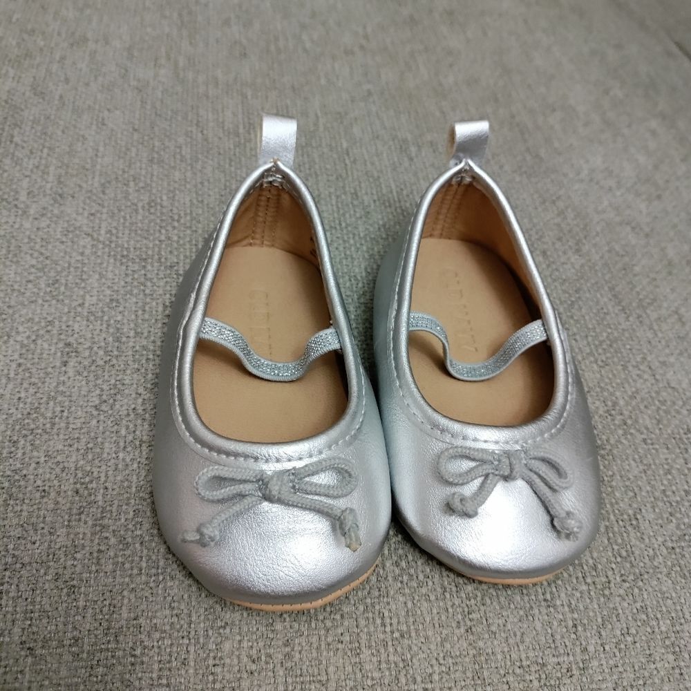 Old Navy silver ballet flats dress shoes 6 to 12 mos baby girl Easter